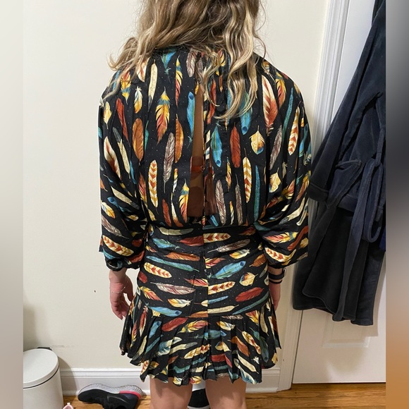 FARM RIO NWOT Feather Print Minidress - Picture 6 of 10